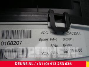 Volvo V70 Odometer KM O4924 photo 3