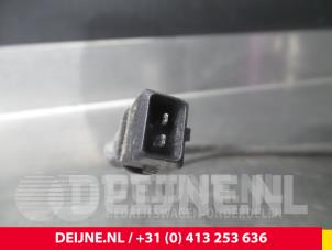 Volvo S40/V40 Knuckle, front left O4975 photo 3