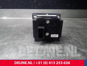 Volvo V50 Licht Schalter O4988 foto 2