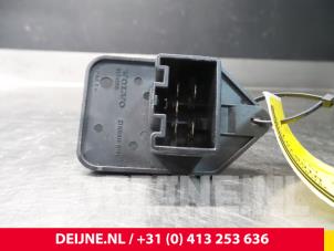 Volvo V70/S70 Heater resistor O5080 photo 2