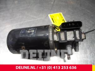Volvo V70/S70 Front wiper motor O5131 photo 2