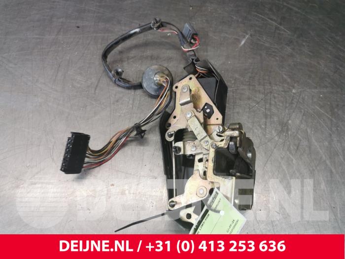 Deurslot Mechaniek 4Deurs links-voor - Volvo 850