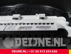 Volvo V40 Odometer KM O5188 photo 3