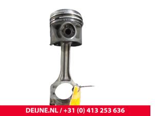 Volvo V70 Piston O5251 photo 2
