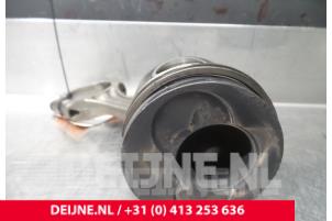 Volvo V70 Piston O5252 photo 2