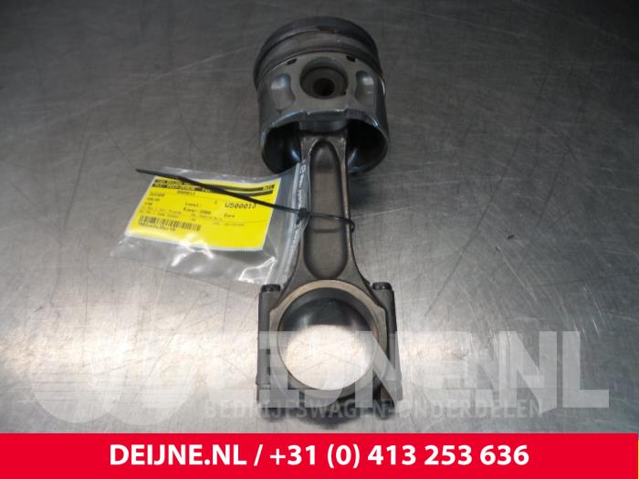 Volvo V70 Kolben O5270
