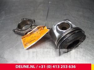 Volvo XC60 Piston O5493 photo 2