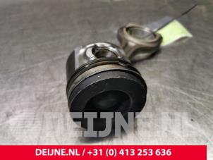 Volvo V40 Kolben O5632 foto 3