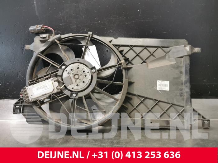 Volvo C30 Kühlgebläse O5678