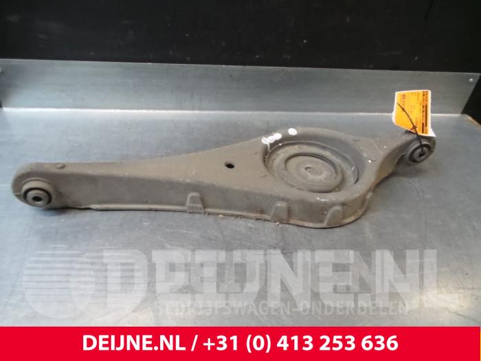 Volvo V60 Rear spring retainer, left O5868
