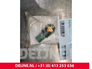 Nieuwe Oliedruk sensor Volvo V40 (VW) 2.0 16V Prijs € 12,10 Inclusief btw aangeboden door van Deijne Onderdelen Uden B.V.