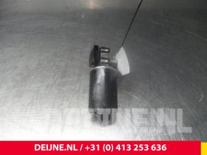 Volvo C70 Front wiper motor O6108 photo 2