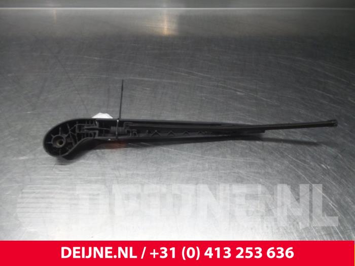 Volvo V70 Scheibenwischerarm hinten O6131