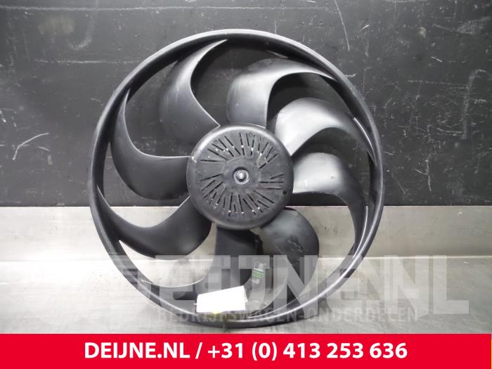 Volvo V40 Kühlgebläse O6344