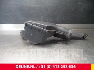 Volvo V40 Luchtfilterhuis O6414 foto 2