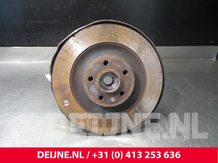 Volvo XC90 Fusee rechts-achter O6750