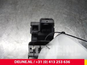 Volvo V40 Elektronisches Zündschloss O6837 foto 2