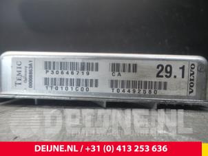 Volvo V70 Steuergerät Automatikkupplung O7053 foto 3