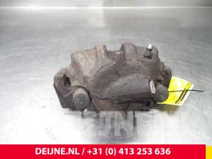 Volvo XC70 Front brake calliper, right O7675 photo 3