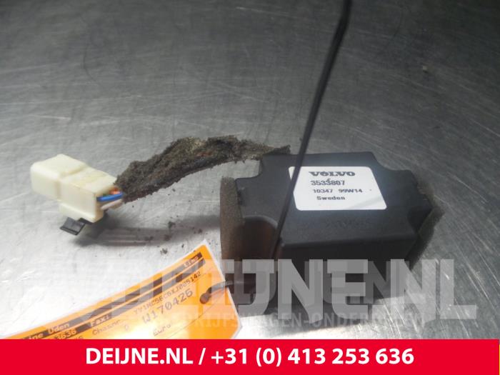 Volvo C70 Airbag sensor O7769