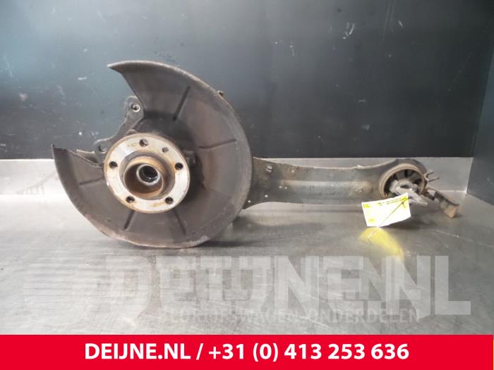 Volvo XC60 Fusee rechts-achter O7899