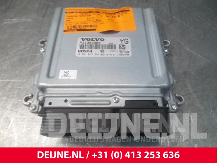 Volvo S60 Steuergerät Motormanagement O8148