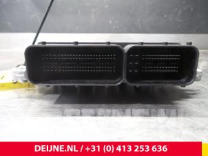 Volvo S60 Engine management computer O8149 photo 3