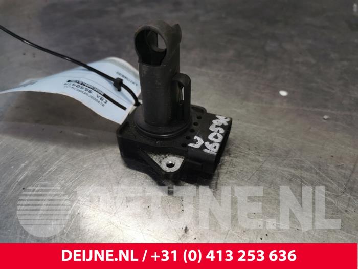 Gebruikte Luchthoeveelheidsmeter Volvo C70 (MC) 2.4i 20V Prijs € 50,00 Margeregeling aangeboden door van Deijne Onderdelen Uden B.V.