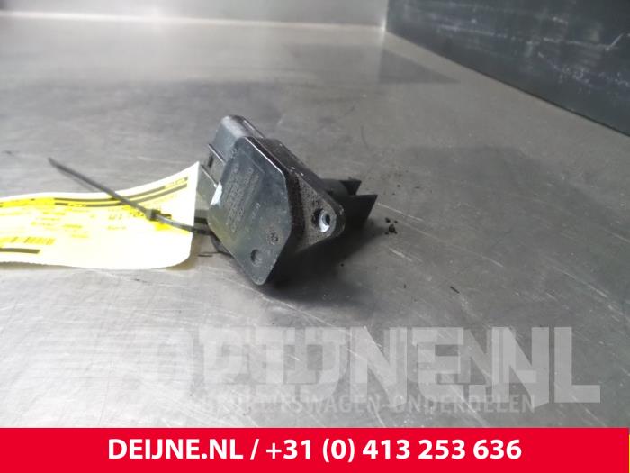 Gebruikte Luchthoeveelheidsmeter Volvo C70 (MC) 2.4i 20V Prijs € 50,00 Margeregeling aangeboden door van Deijne Onderdelen Uden B.V.