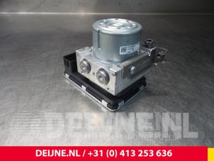 Volvo V90 ABS Pumpe O8384 foto 2