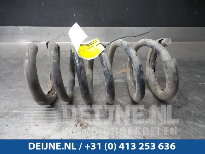 Volvo XC90 Schroefveer achter O8393