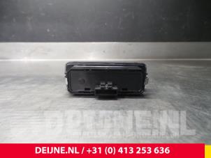 Volvo V90 Schakelaar achterklep O8407 foto 2