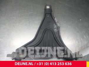 Volvo C70 Front lower wishbone, right O8410 photo 2