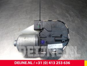Volvo V90 Scheibenwischermotor vorne O8415 foto 2
