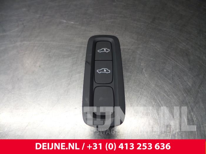 Volvo XC90 Schakelaar O8478