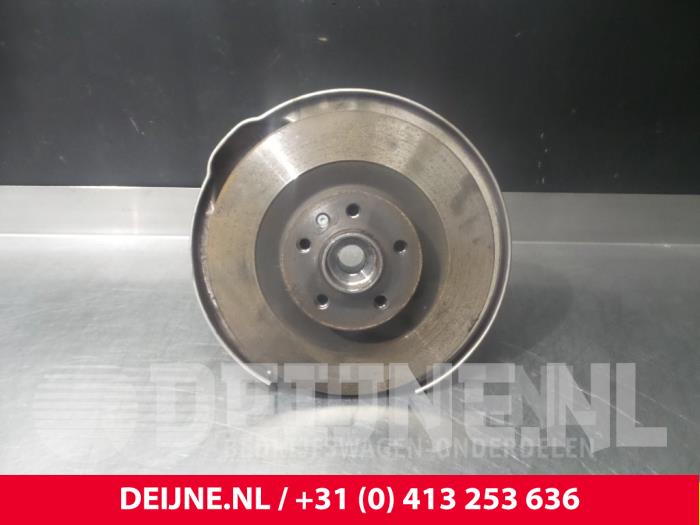 Volvo V90 Achsschenkel rechts hinten O8529