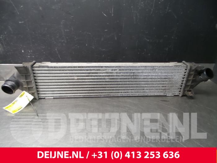 Gebruikte Intercooler Volvo V70 (BW) 2.0 D 16V Prijs € 70,00 Margeregeling aangeboden door van Deijne Onderdelen Uden B.V.