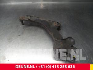 Volvo XC70 Querlenker unten rechts vorne O8620 foto 2