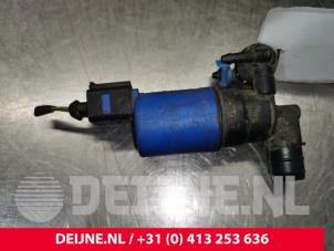 Volvo S60 Windscreen washer pump O8897 photo 2