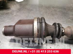 Volvo S40/V40 Aandrijfas rechts-voor O8901 foto 4