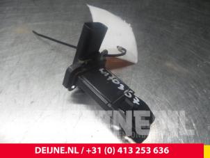 Volvo V50 Luchthoeveelheidsmeter O9097 foto 3
