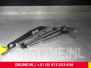 Volvo XC60 Motorhaube Scharnier O9149 foto 2