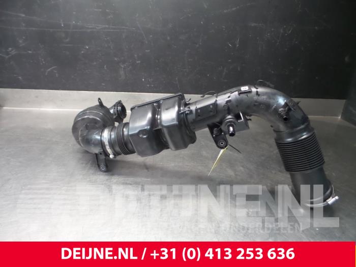 Volvo V90 Air intake hose O9156