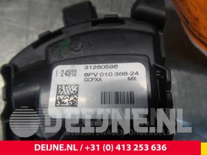 Volvo V40 Accelerator pedal O9220 photo 2