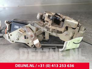 Volvo 850 Türschlossmechanik 4-türig links hinten O9544 foto 2