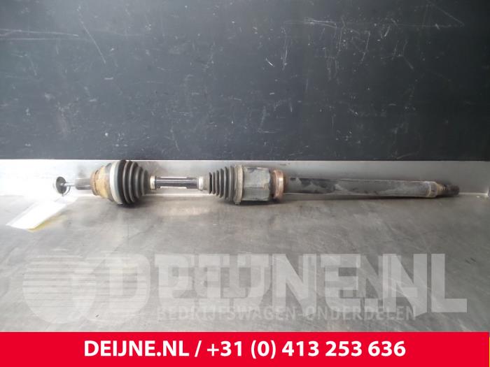 Volvo S80 Aandrijfas rechts-voor O9893