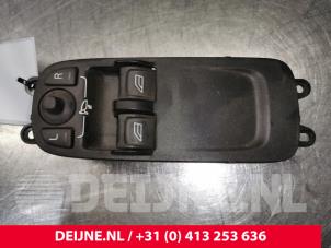 Gebruikte Combischakelaar ramen Volvo C30 (EK/MK) 2.0 16V Prijs € 50,00 Margeregeling aangeboden door van Deijne Onderdelen Uden B.V.