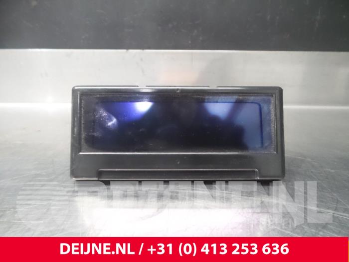 Gebruikte Display Interieur Volvo C70 (MC) 2.5 T5 20V Prijs € 40,00 Margeregeling aangeboden door van Deijne Onderdelen Uden B.V.