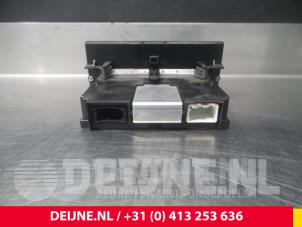 Volvo C70 Interior display O10052 photo 2