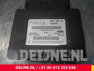 Gebruikte Handrem Module Volvo S60 II (FS) 2.0 D3 20V Prijs € 17,50 Margeregeling aangeboden door van Deijne Onderdelen Uden B.V.